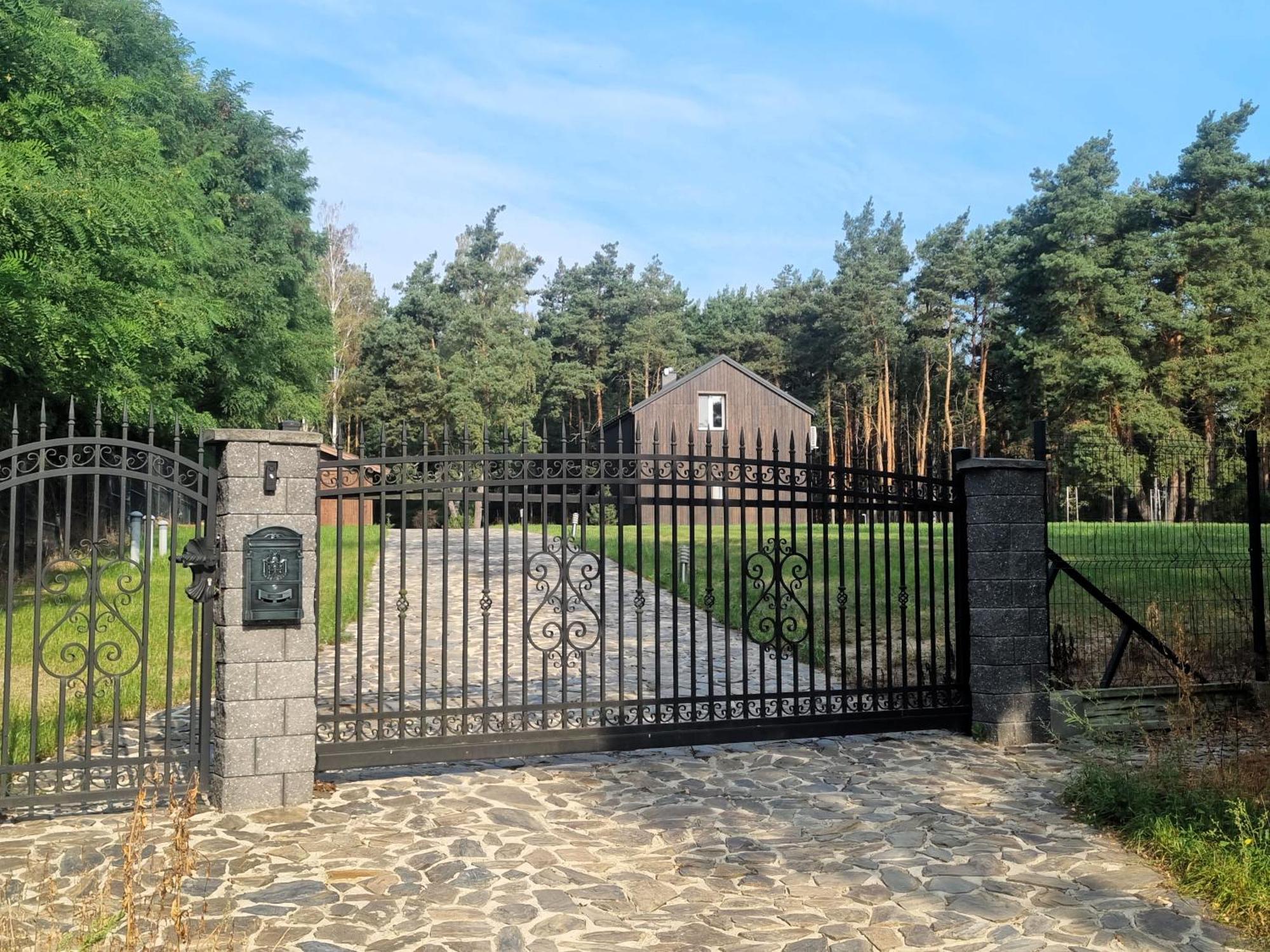Willa Dom Pod Niebem Lucimia Zewnętrze zdjęcie